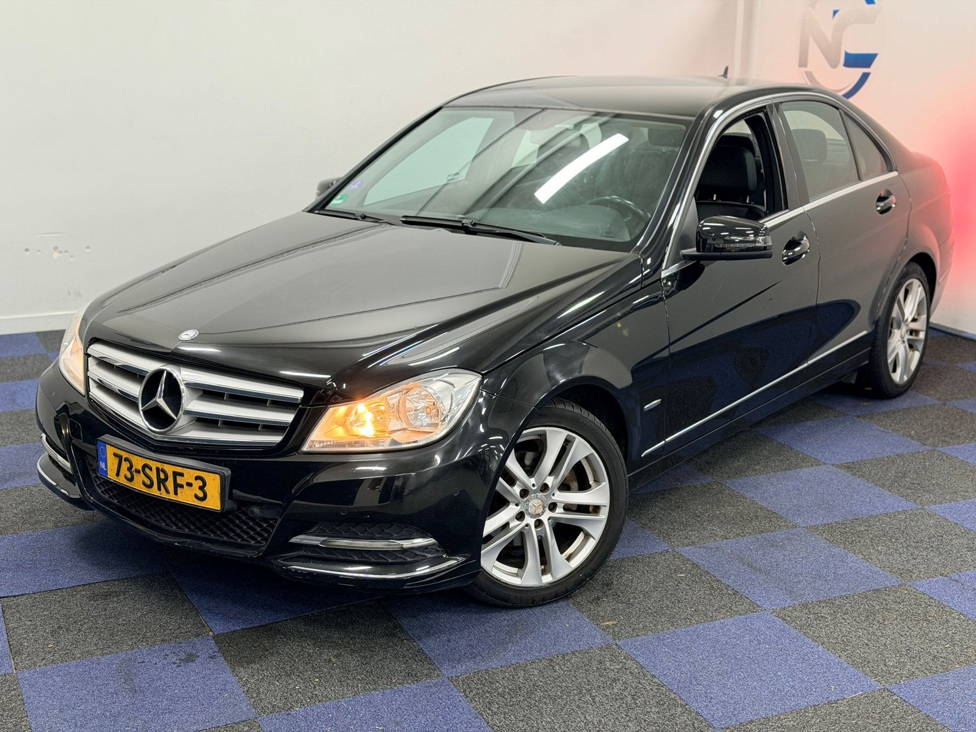 Mercedes-Benz C-klasse 180 Avantgarde / NIEUWE KETTINGSET /, Automaat, 1796 cc, Zwart, Sedan
