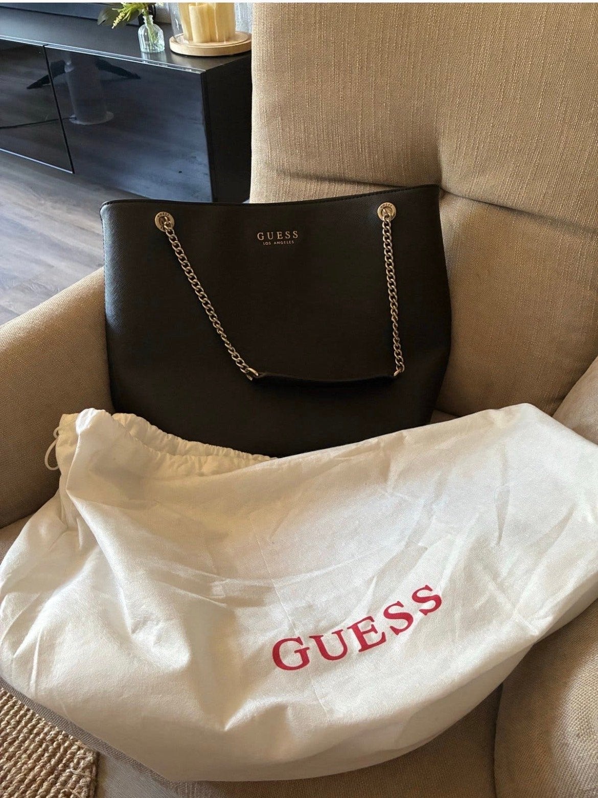 Guess handtas shopper - Nieuw met dustbag, Ophalen of Verzenden, Nieuw, Zwart, Shopper