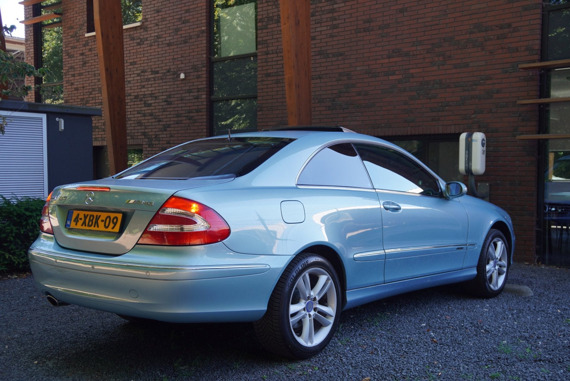 Mercedes-Benz CLK-klasse Coupé 320 Avantgarde LEDER SCHUIFD, Auto's, Mercedes-Benz, Automaat, Achterwielaandrijving, Gebruikt