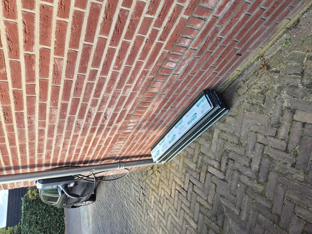 Keralit donkergroen, Ophalen