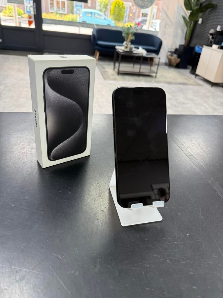 iPhone 15 Pro Max 256GB Zwart Prima  staat! Accu 88%!, Telecommunicatie, Mobiele telefoons | Batterijen en Accu's, Ifixiteasy