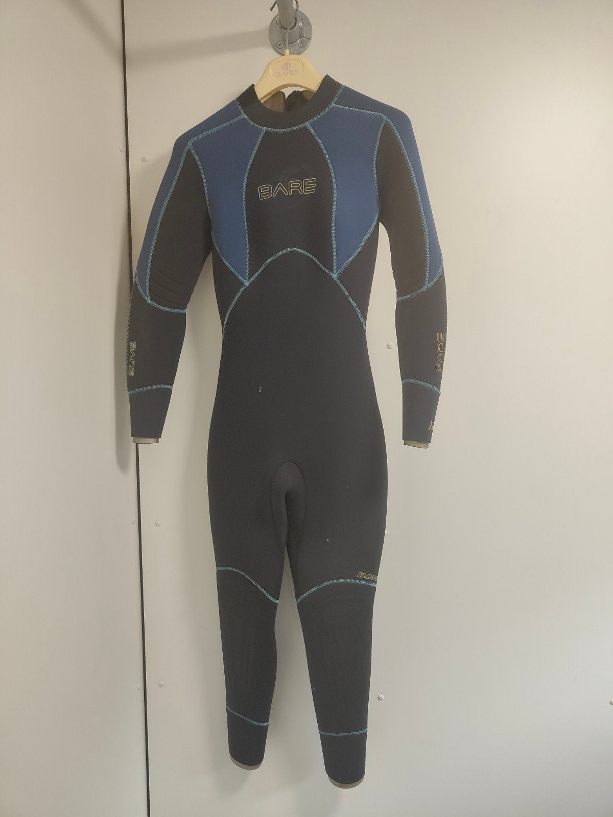 Bare 7 mm wetsuit dames maat S (nieuw), Watersport en Boten, Duiken, Ophalen of Verzenden, Nieuw