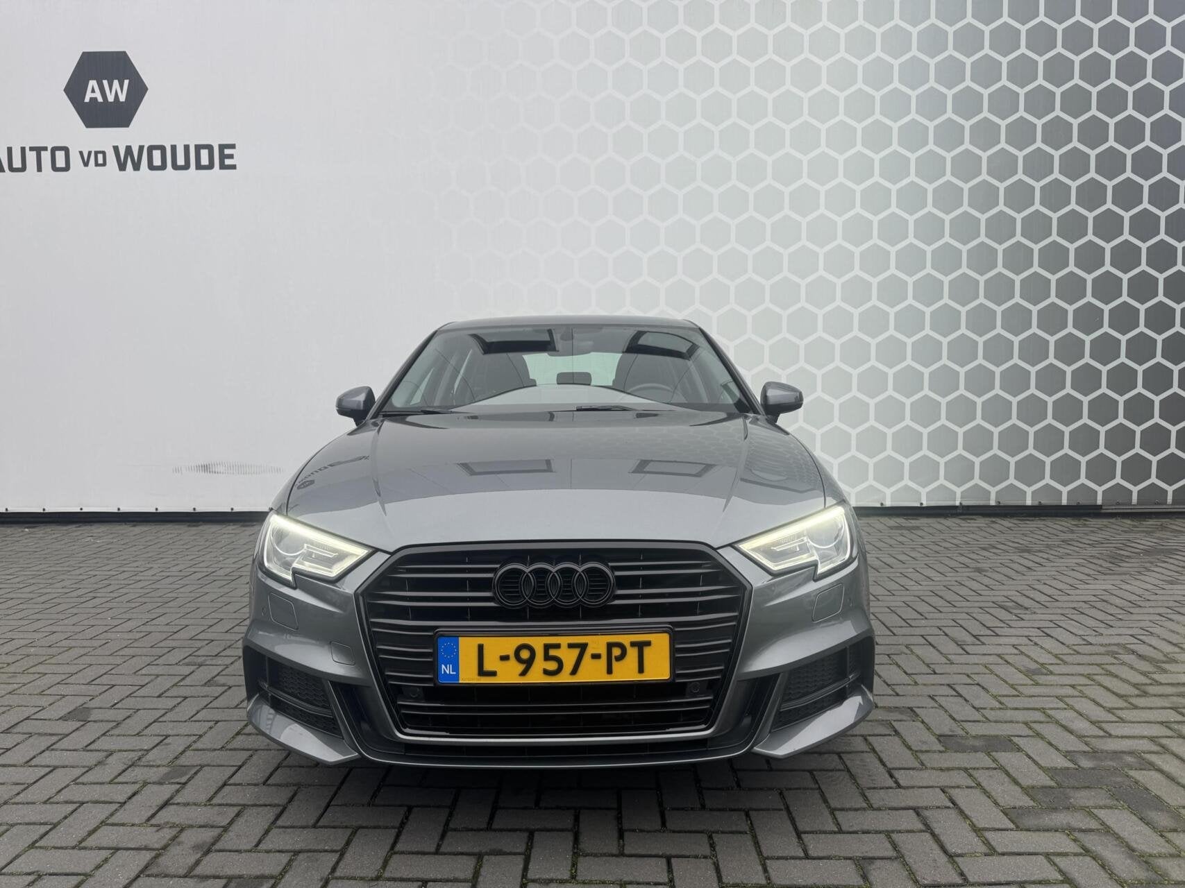 Audi A3 Sportback 1.5 TFSI CoD Sport S Line Edition, Auto's, Audi, Stof, Gebruikt, 150 pk, Bedrijf