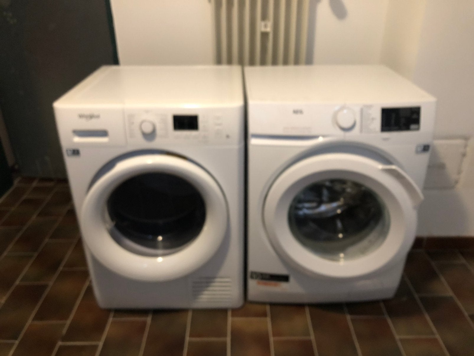 AEG wasmachine en warmtepomp droger set, Witgoed en Apparatuur, Wasmachines, Ophalen, 8 tot 10 kg, Voorlader, 85 tot 90 cm
