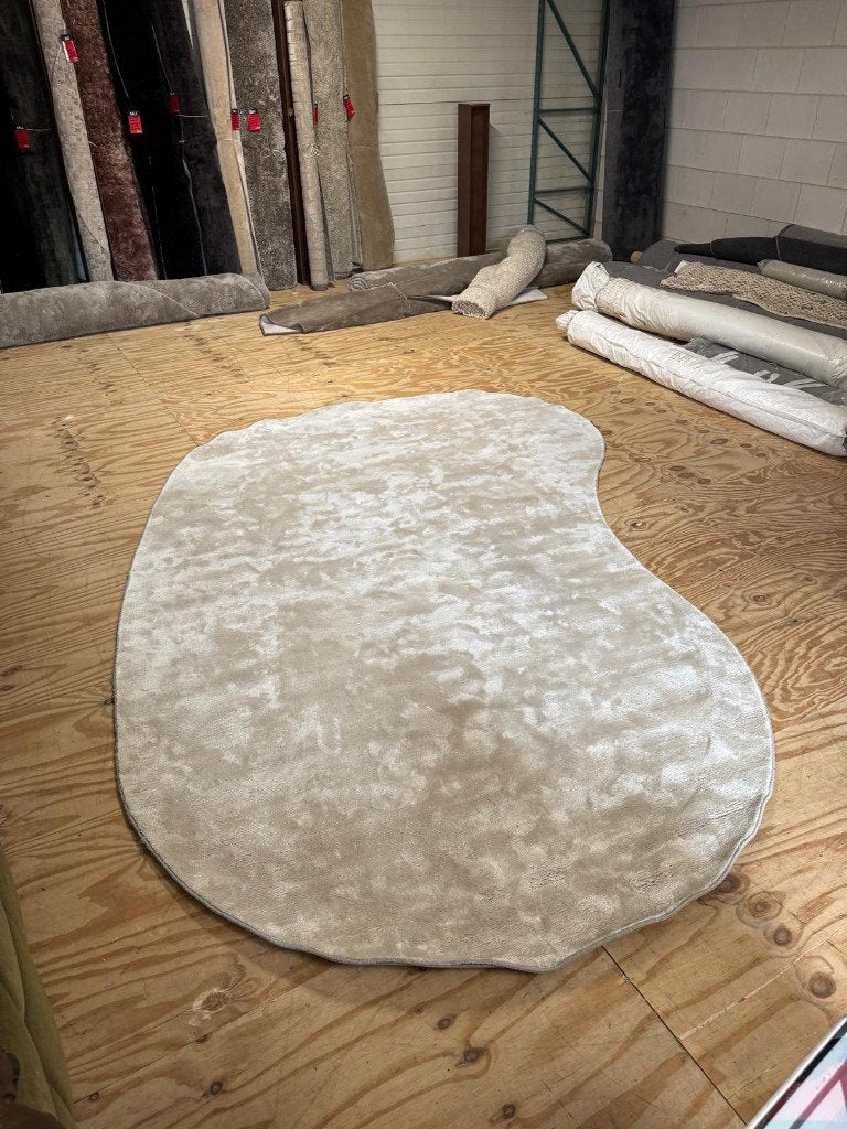 Vloerkleed Royale 12 l Whoon | Meubilex l van €899 voor €449, Ophalen, Crème, Gebruikt, 200 cm of meer