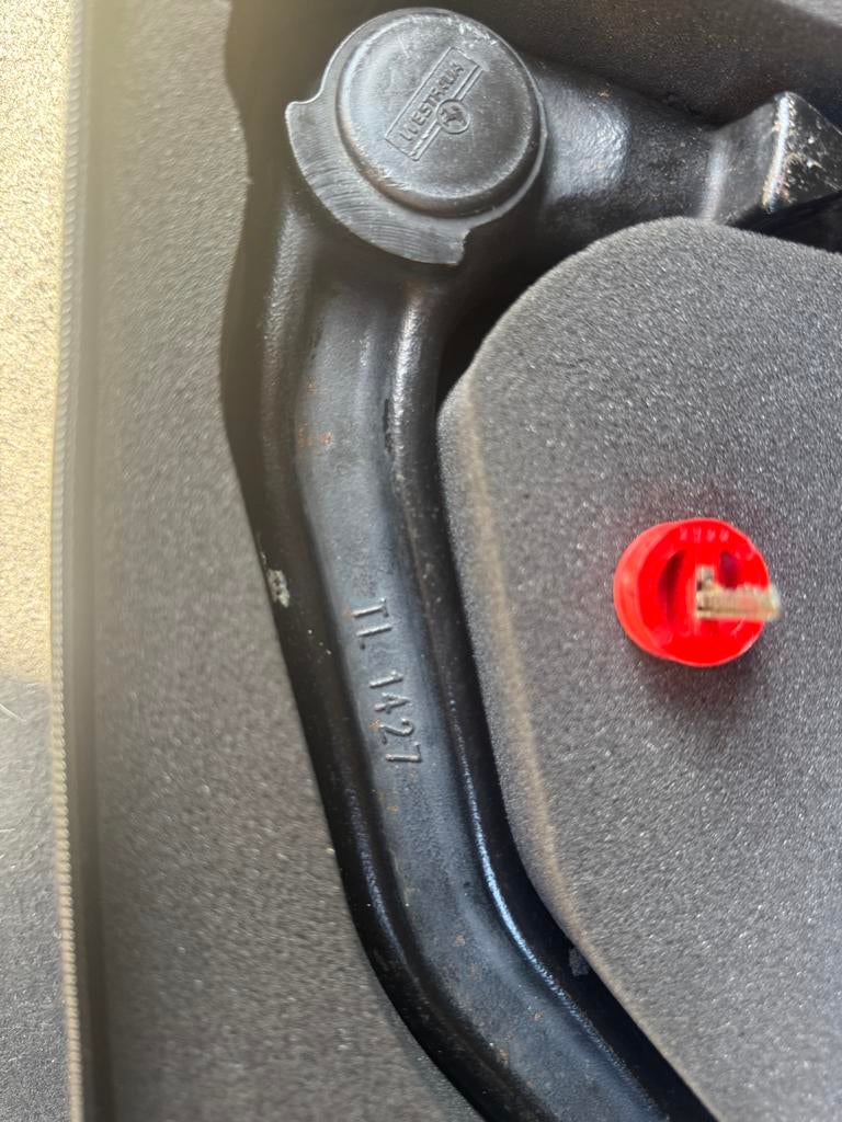 Tesla trekhak, Auto-onderdelen, Ophalen of Verzenden