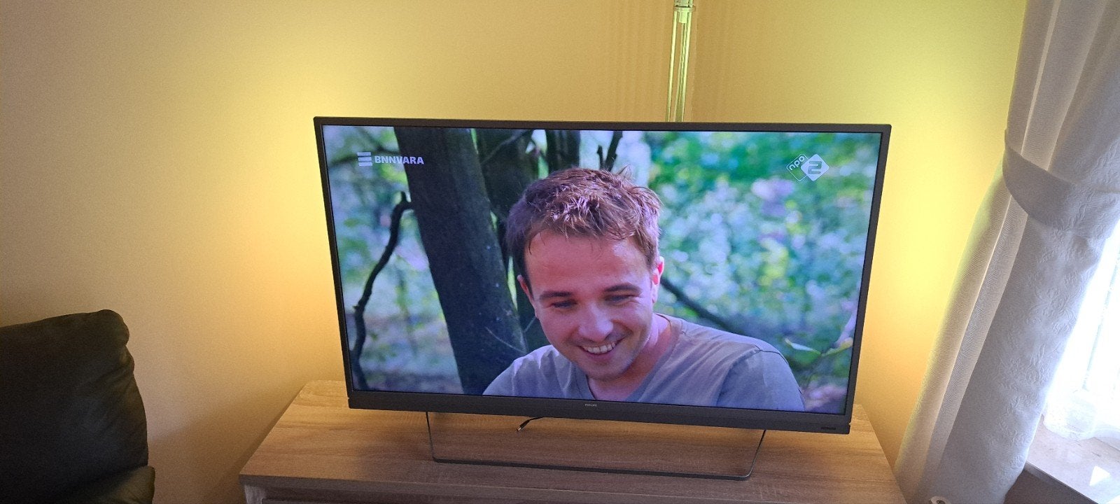 Te koop Philips 49 inch 4K smart TV met driezijdig Ambilight, Ophalen, Philips, LED, 50 Hz