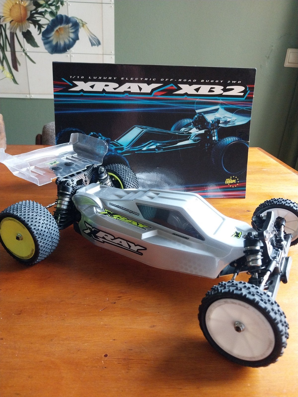Xray XB2C '25 wedstrijd buggy - Zo goed als nieuw, Elektro, Auto offroad, Ophalen of Verzenden, Zo goed als nieuw