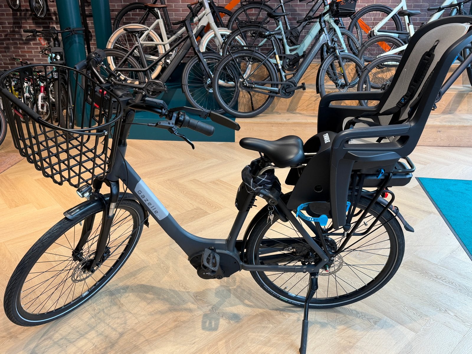 Gazelle Paris C7+ 2025 E-bike | 800 km | Zeer nette staat, 55 tot 59 cm, Ophalen, Zo goed als nieuw, Gazelle