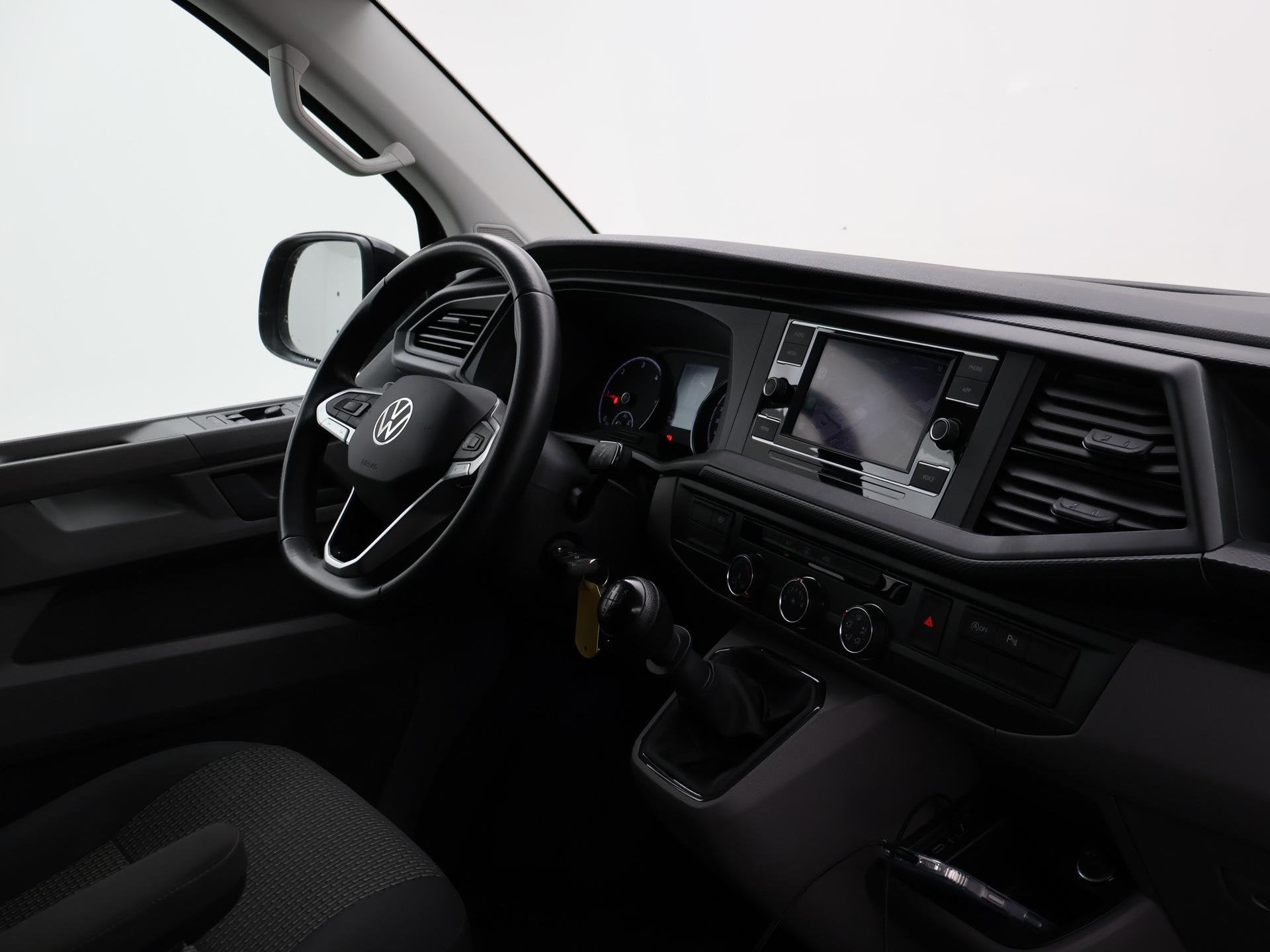 Volkswagen Transporter 2.0 TDI L2H1 HIGHLINE | LMV | TREKHAA, Auto's, Voorwielaandrijving, Stof, Gebruikt, 4 cilinders