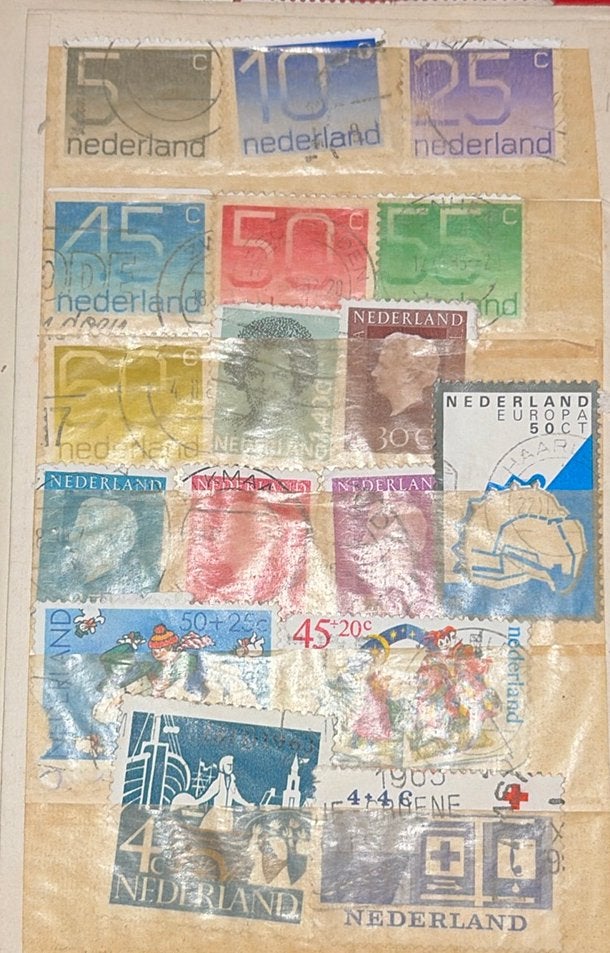 Postzegelverzameling jaren vanaf jaren 50, Postzegels en Munten, Ophalen of Verzenden, Nederland en Buitenland