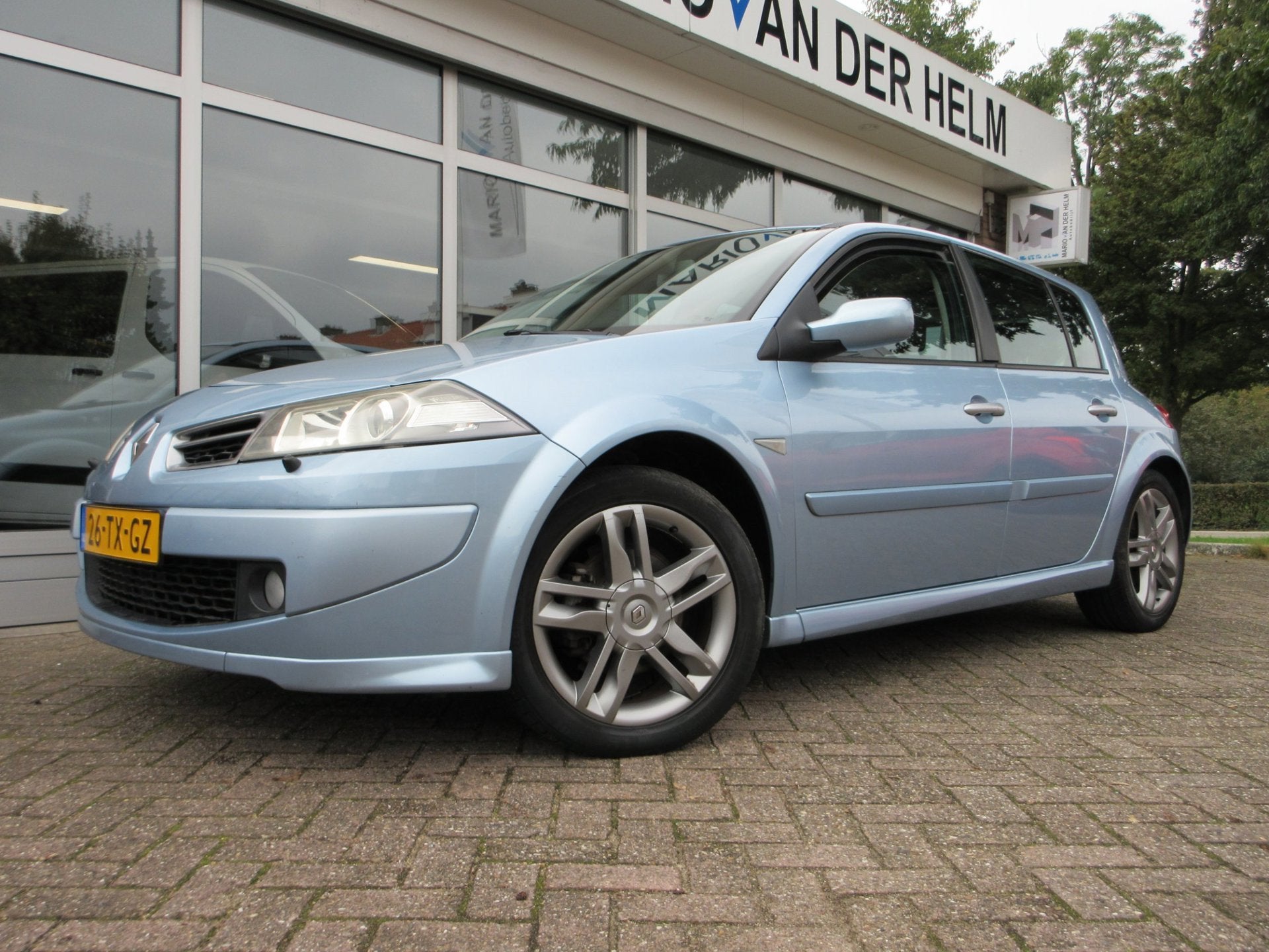 Renault Mégane 2.0-16V T GT, Auto's, 1998 cc, Stof, Gebruikt, Zwart
