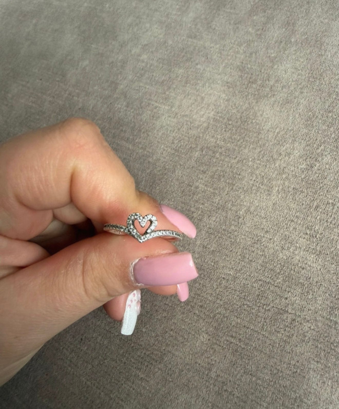 Pandora ring Sparkling Wishbone Hart Ring, Ophalen, 18 tot 19, Zo goed als nieuw, Dame