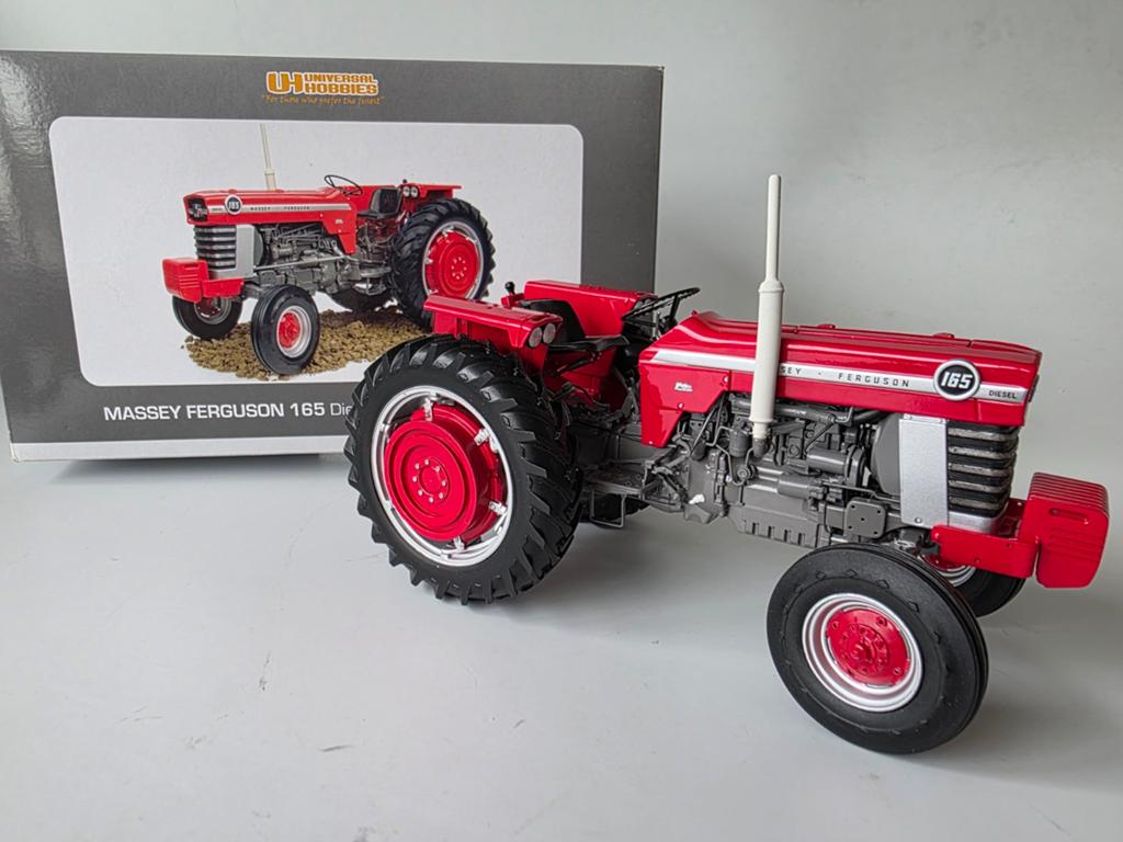 MASSEY FERGUSON 165 DIESEL US VERSION 1:16 UH, Ophalen of Verzenden, Nieuw, Tractor of Landbouw, Universal Hobbies