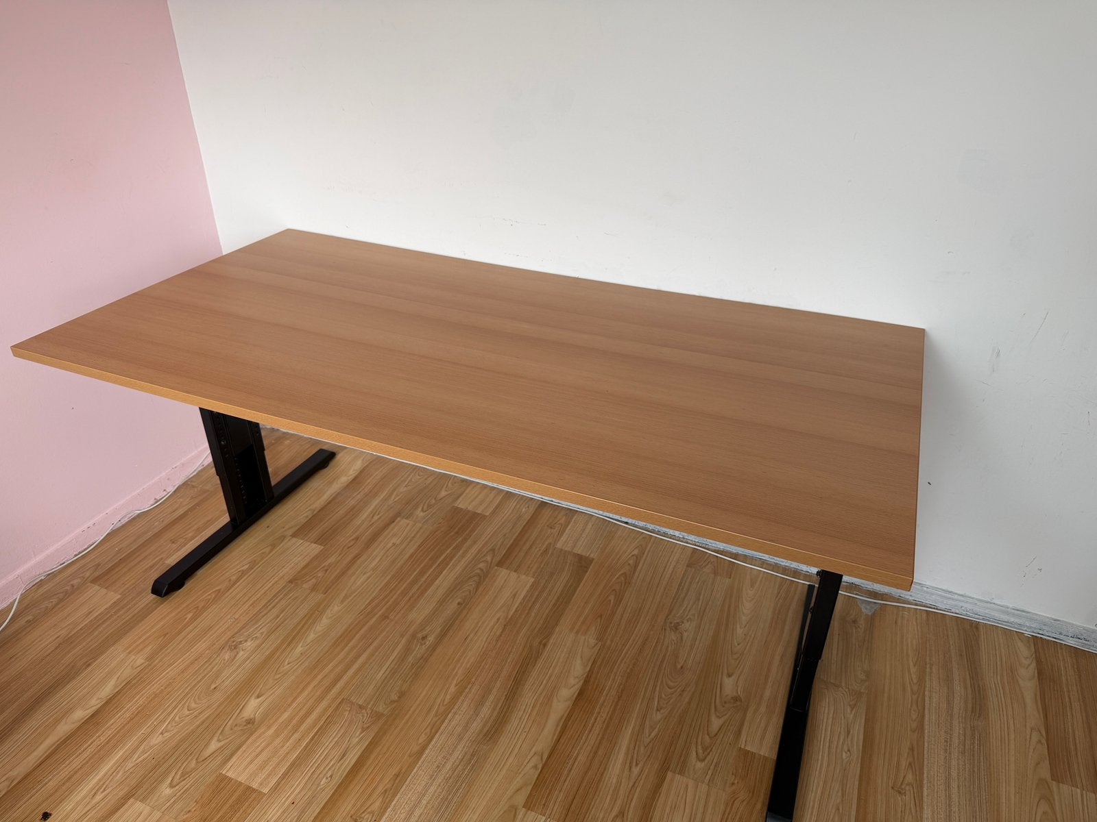 Groot verstelbaar bureau 180x90 cm– stevig metalen onderstel, Huis en Inrichting, Ophalen, 90 cm, Hout, 180 cm