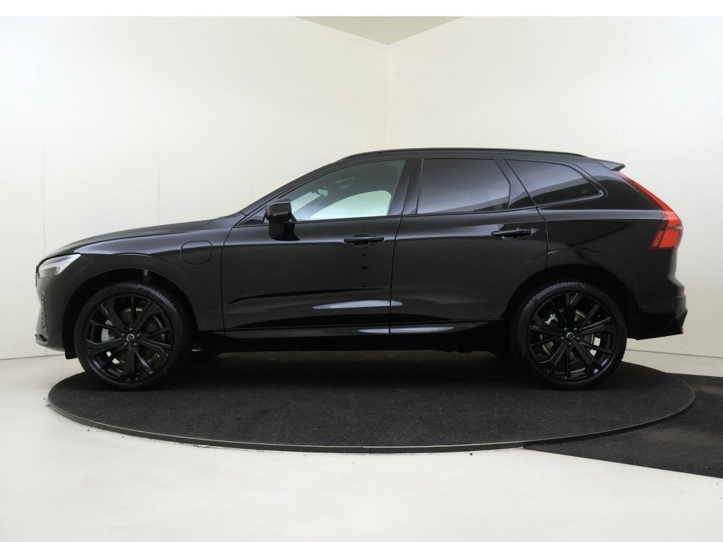 Volvo XC60 T8 AWD Plus Black Edition | 297KM | Panoramadak |, Gebruikt, 4 cilinders, Zwart, Bedrijf