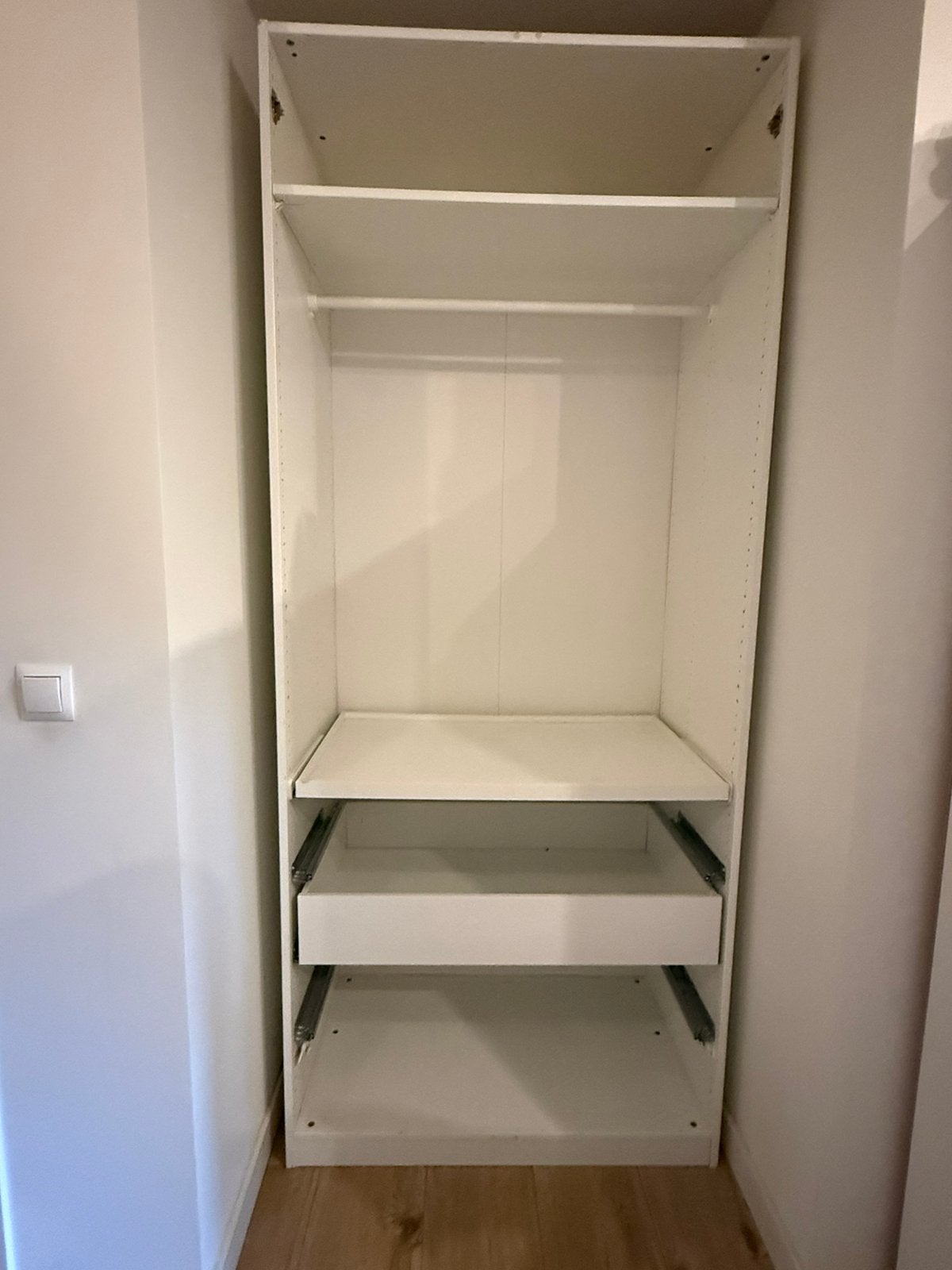 Gratis af te halen: IKEA Pax kast, Met lade(s), Gebruikt, 200 cm of meer, 50 tot 75 cm