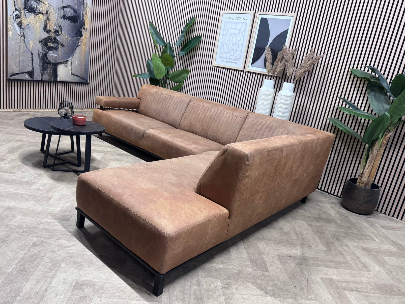 Het Anker | Industriële Cognac Hoekbank - 300 x 230, Huis en Inrichting, 250 tot 300 cm, -, -, Hoekbank