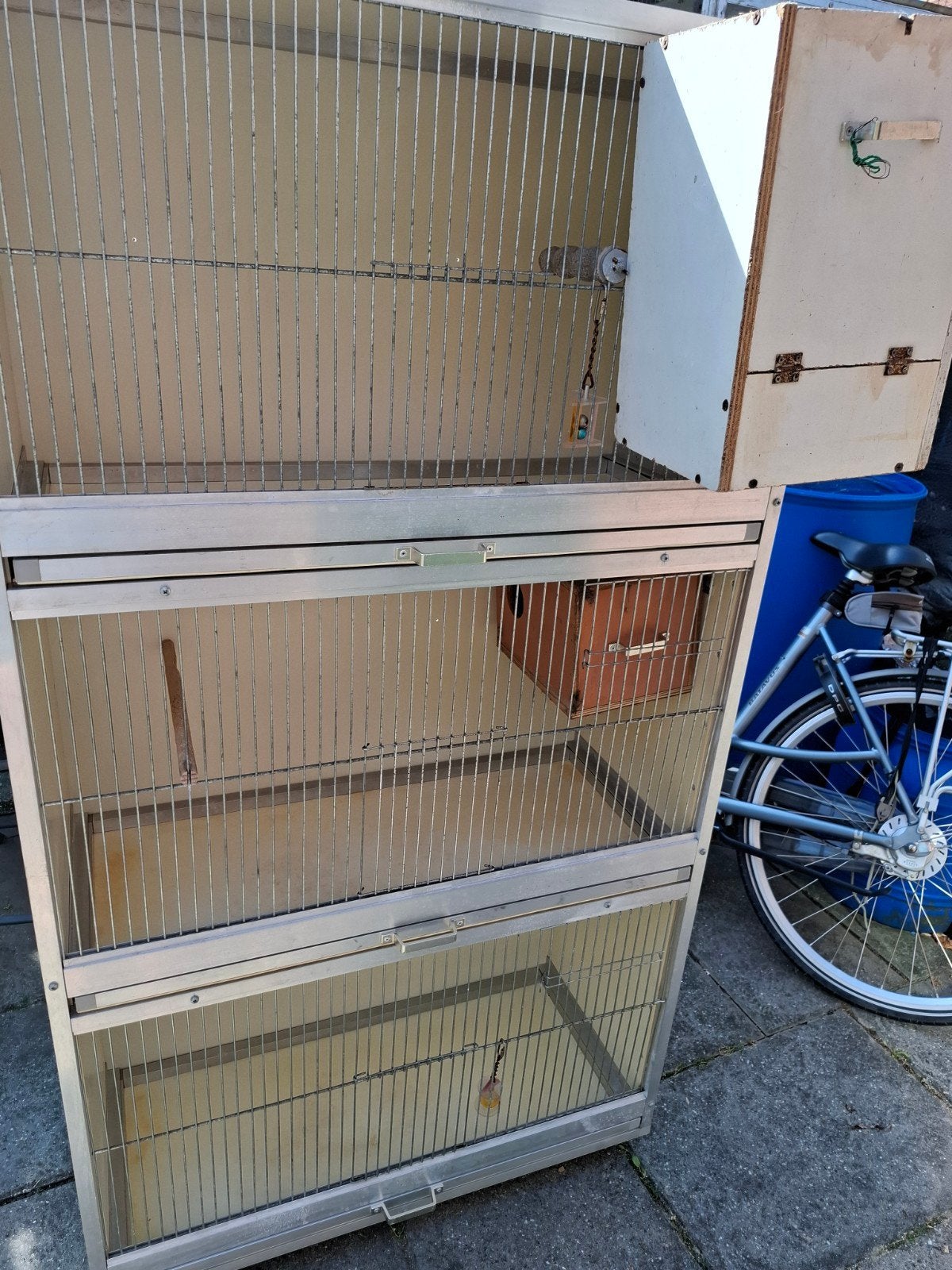 Te koop broedkooien, Ophalen, Gebruikt, Kunststof, Broedkooi of Kweekkooi