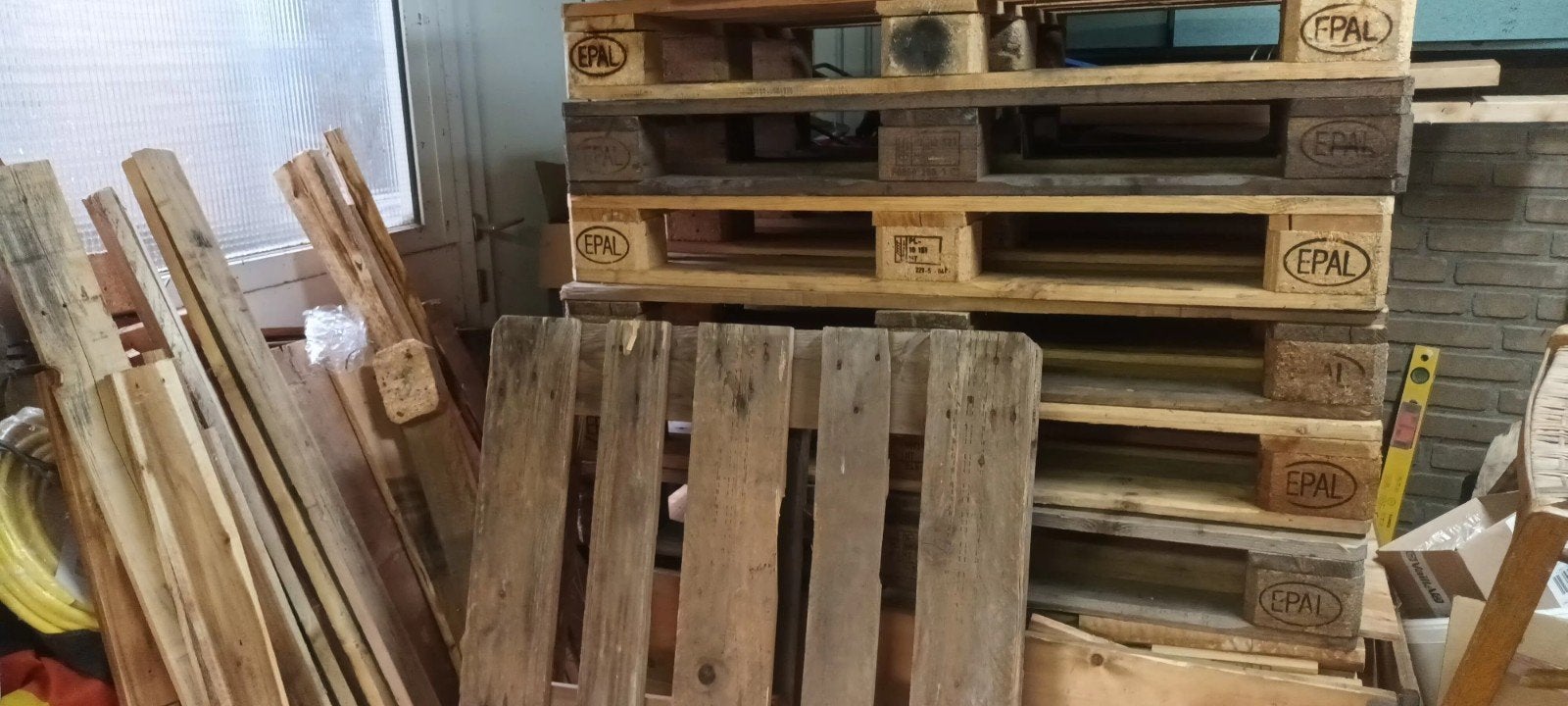 Gebruikte pallets en planken, Gebruikt, 25 tot 50 mm, Ophalen of Verzenden, Pallet
