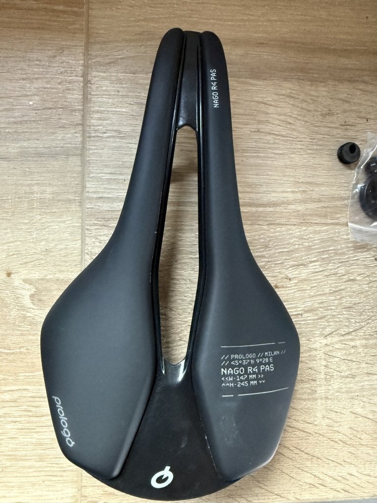Race Fiets zadel, Overige merken, Overige materialen, Ophalen of Verzenden, Zo goed als nieuw