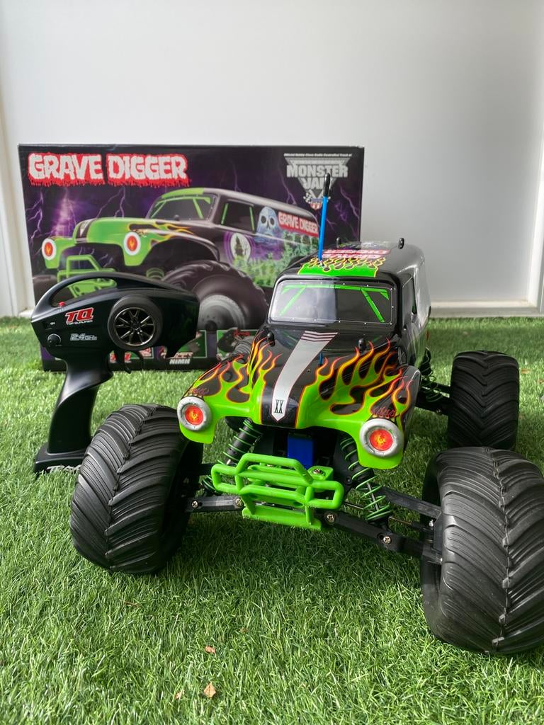 Traxxas rc MONSTER JAM Grave Digger COMPLEET 1:10 versie, Ophalen of Verzenden, Zo goed als nieuw, Auto offroad