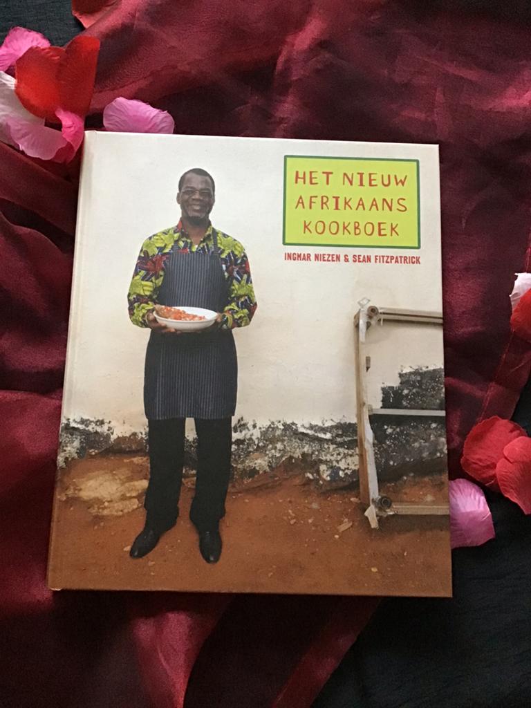 De keuken van modern Afrika. Met veel recepten en verhalen, Ophalen of Verzenden, Zo goed als nieuw