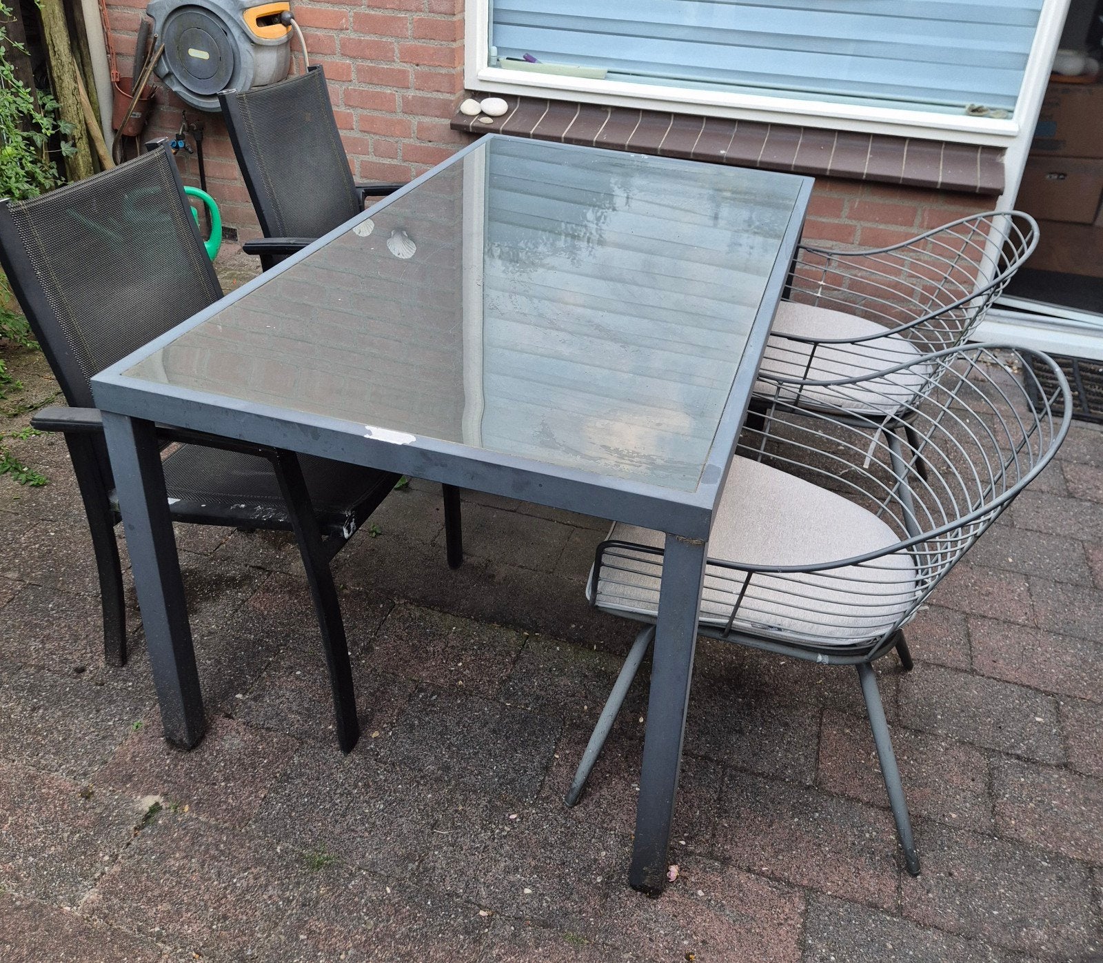 Tuinset met vier stoelen, Ophalen, Gebruikt, 6 zitplaatsen, Aluminium