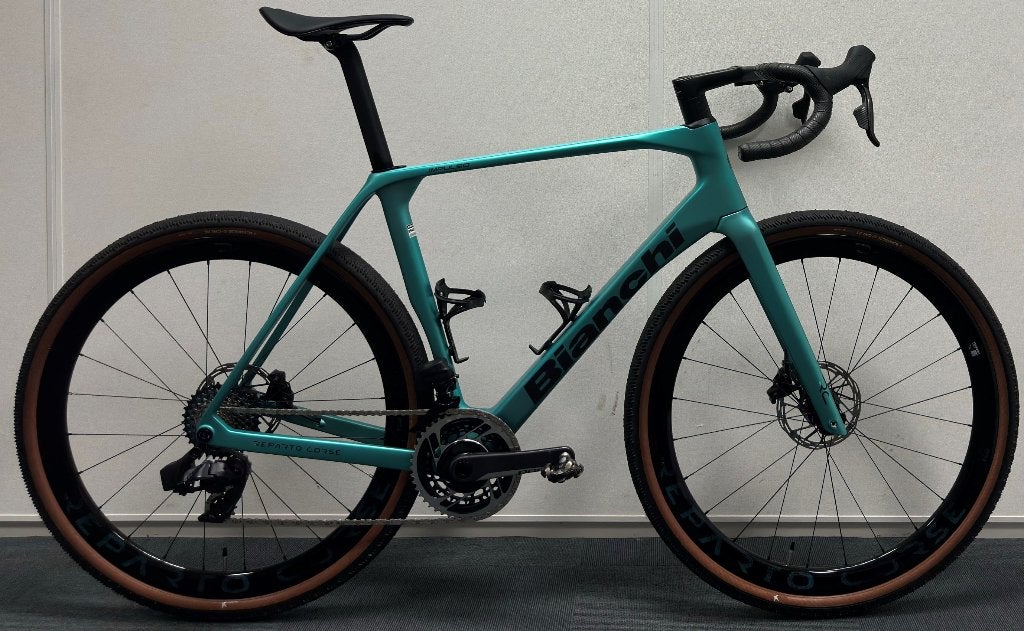 Bianchi Impulso RC Red/Force, 28 inch, Carbon, Zo goed als nieuw, 57 tot 61 cm