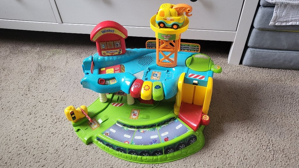 VTech Toet Toet Garage, Kinderen en Baby's, Ophalen, Gebruikt, 2 tot 4 jaar