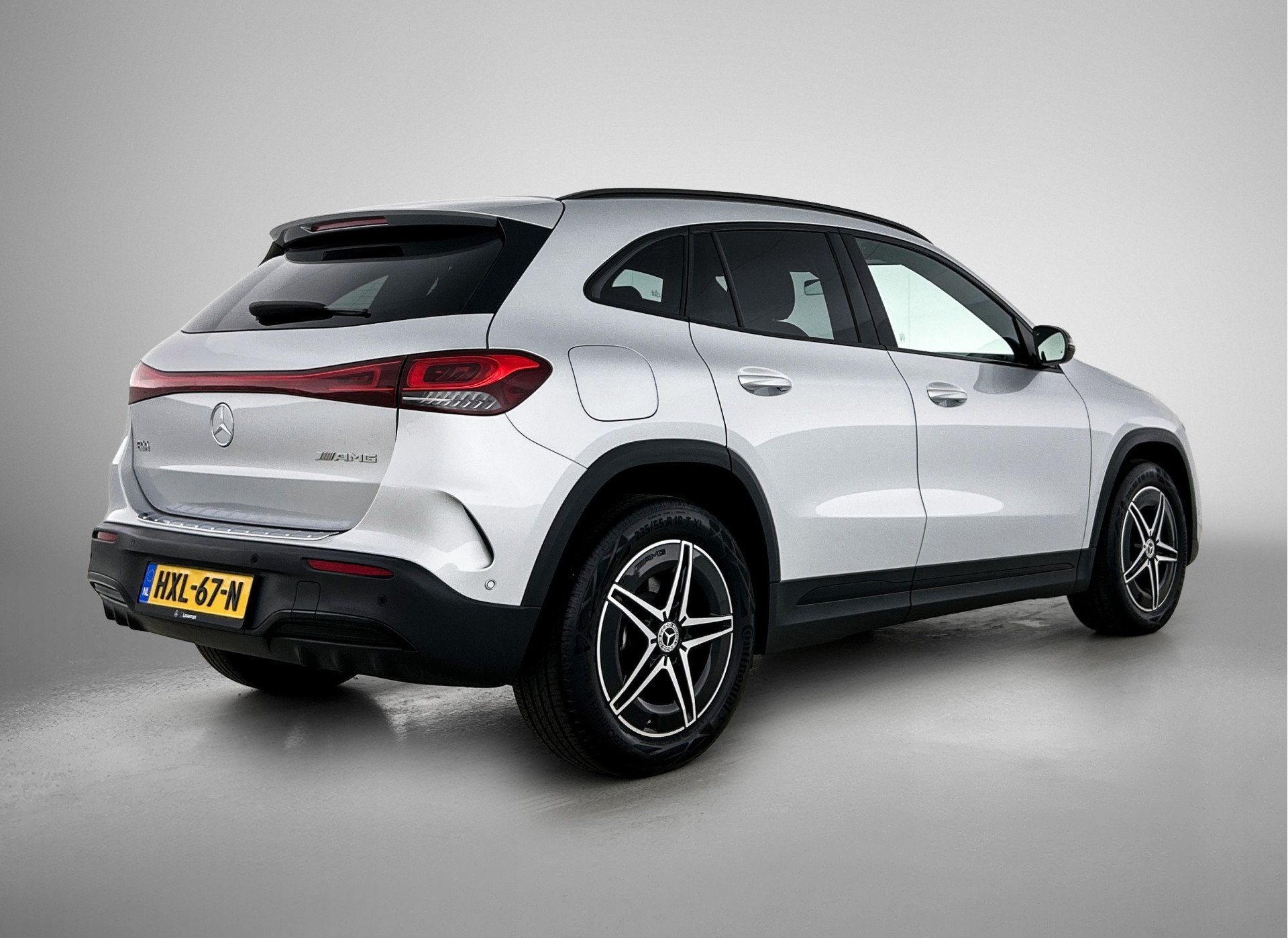 Mercedes-Benz EQA 250 AMG Line 67 kWh Stoelverwarming | Sfee, Gebruikt, 403 min, Te koop, 750 kg