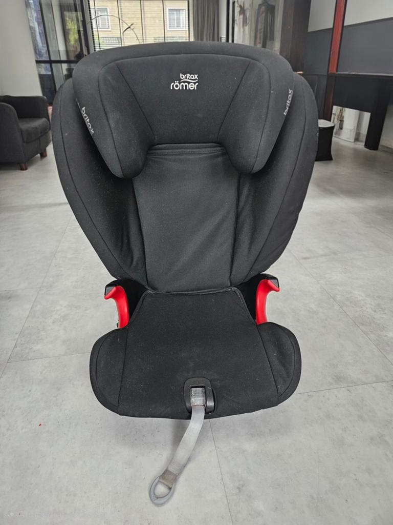 Britax Römer Kidfix III M autostoel – zwart – isofix – perfe, Ophalen, Romer, 15 t/m 36 kg, Zo goed als nieuw