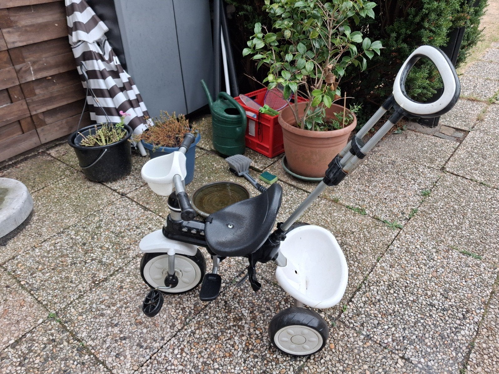 driewieler met duwstang gratis oud/oke, Ophalen, Gebruikt, Duwstang