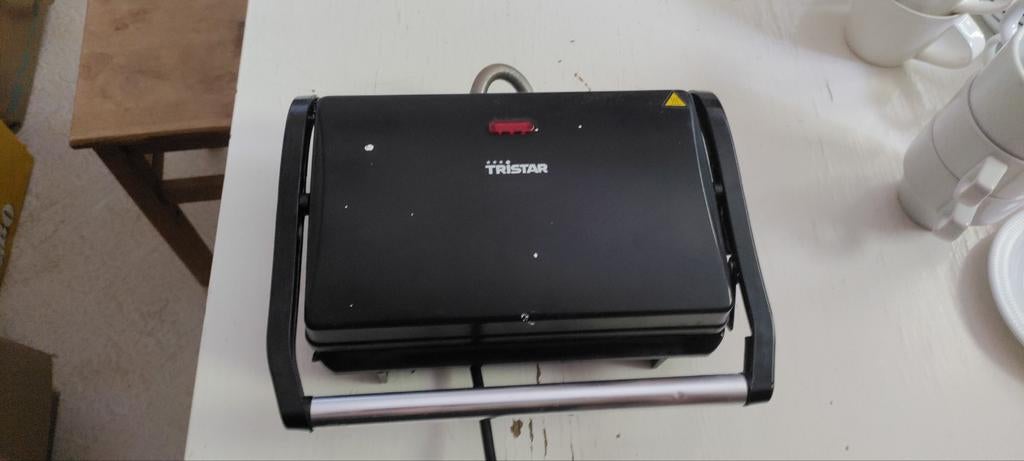 Tristar Grill: Compact en Handig voor Tosti's en Meer, Ophalen of Verzenden, Gebruikt