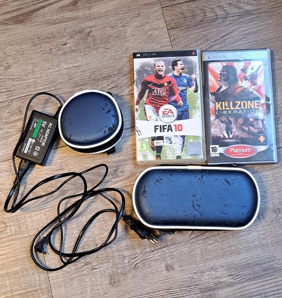 PSP 2004 met 5 games, Online, Gebruikt, Overige genres, 1 speler