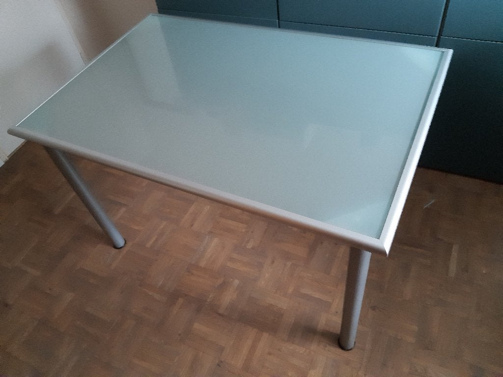 Mooie glazen tafel, Huis en Inrichting, Tafels | Eettafels, Ophalen, 100 tot 150 cm, 50 tot 100 cm, Zo goed als nieuw