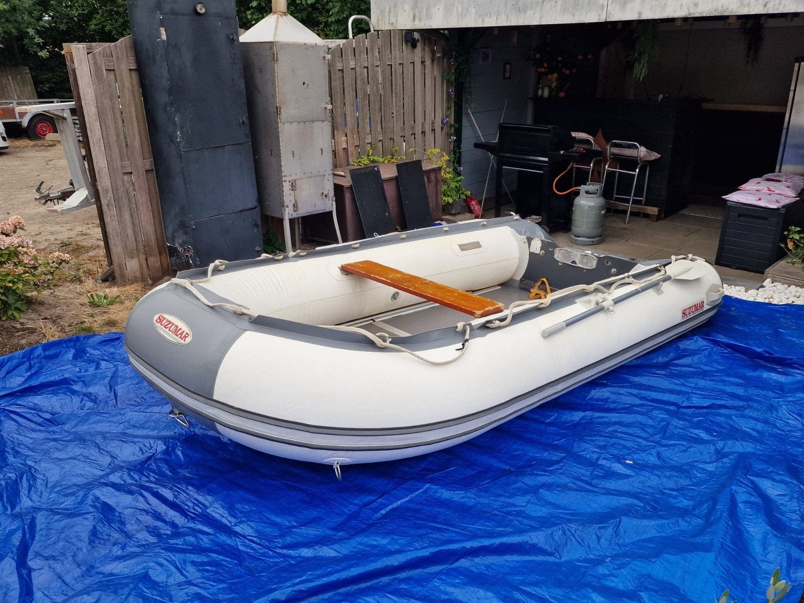 Suzumar SS-360 rubberboot met Mariner 25 pk buitenboordmotor, Watersport en Boten, Rubberboten, Ophalen, Gebruikt, Suzumar, Hout