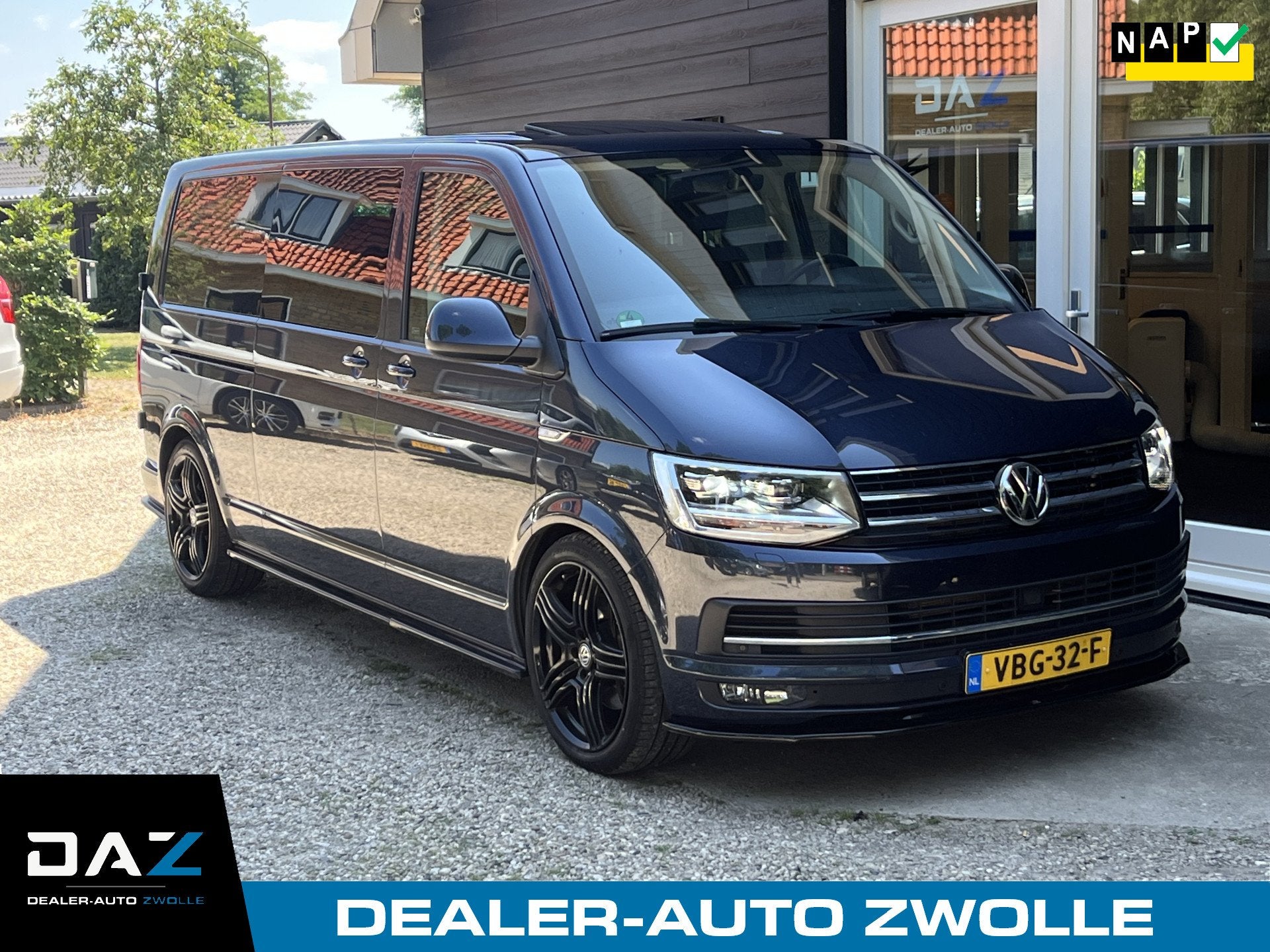 Volkswagen Transporter 2.0 TDI L2H1 DC Highline 204PK/Aut/Ec, Gebruikt, Origineel Nederlands, Bedrijf, Diesel
