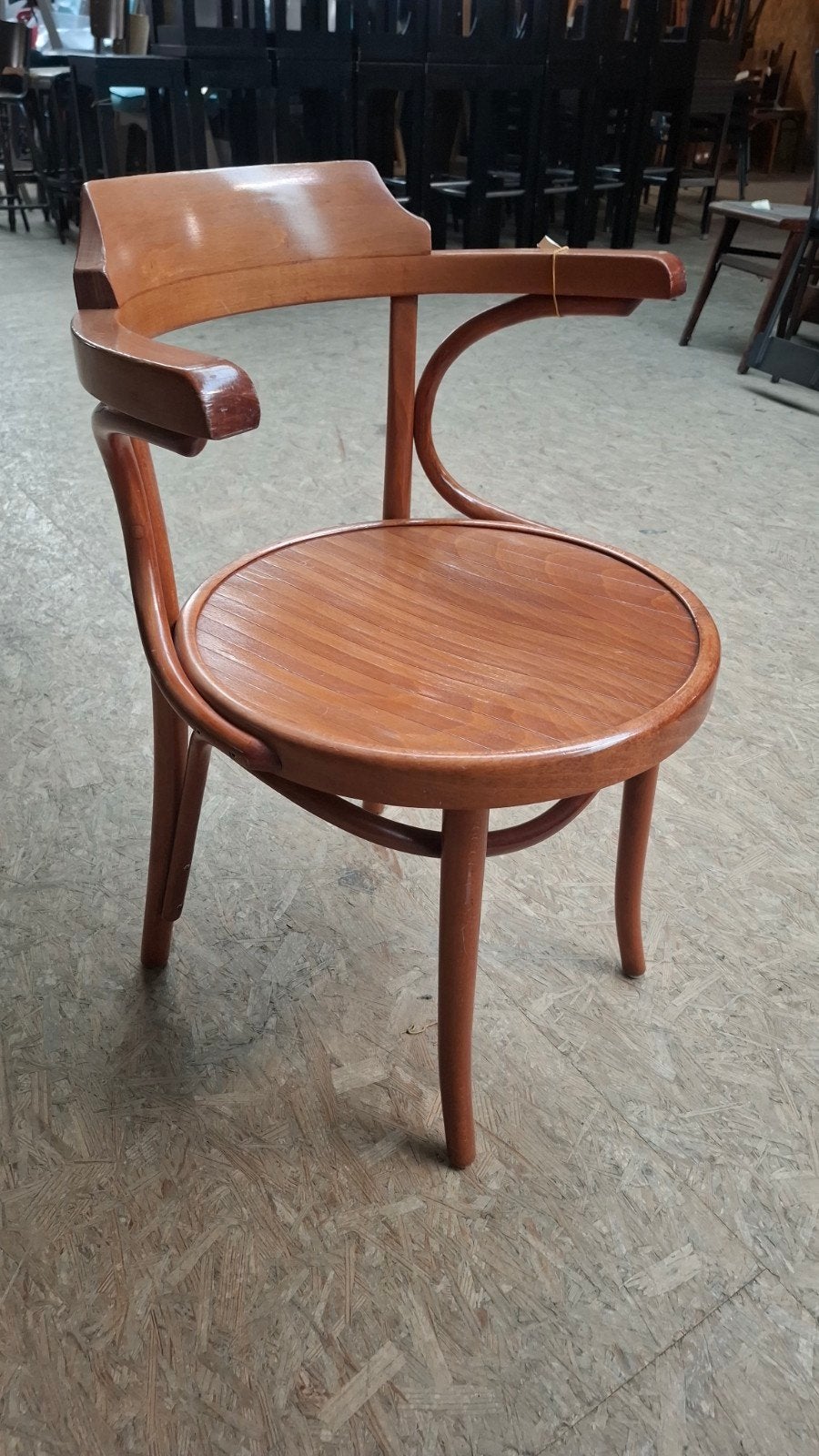 20 thonet cafe bistro HUTTEN stoelen met relief zit bentwood, Bruin, Ophalen of Verzenden, Zo goed als nieuw, Vijf, Zes of meer stoelen