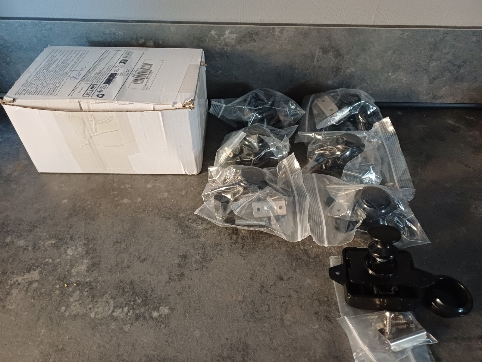 Push lock large caravan camper sluitingen 26 mm black, Ophalen of Verzenden