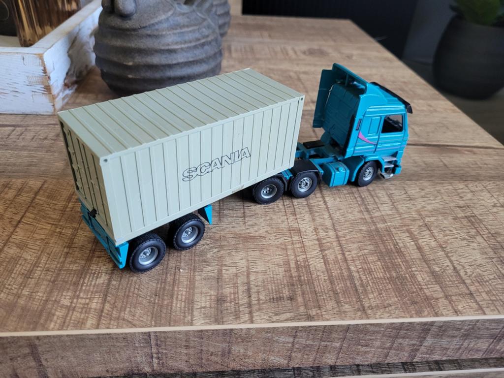 Scania met contener oplegger, Tekno, Zo goed als nieuw, Tekno, Bus of Vrachtwagen