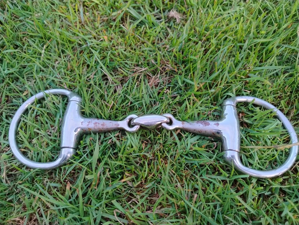 Dubbel gebroken bustrens sweet iron 11,5, Dieren en Toebehoren, Paarden en Pony's | Hoofdstellen en Tuigage, Ophalen of Verzenden
