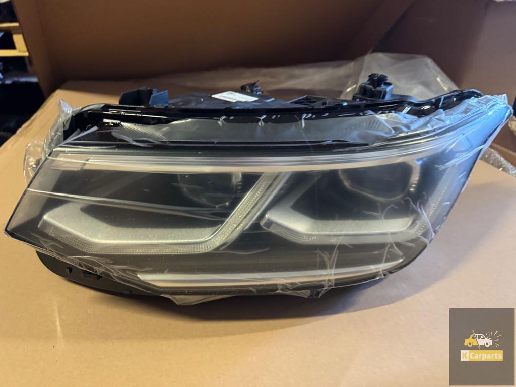 VW Tiguan IQ LIGHT 5NN 5NL Allspace koplamp Links NIEUW 5NL9, Gebruikt, Volkswagen, Volkswagen AG, Berliner Ring 2
38440  Wolfsburg, DE