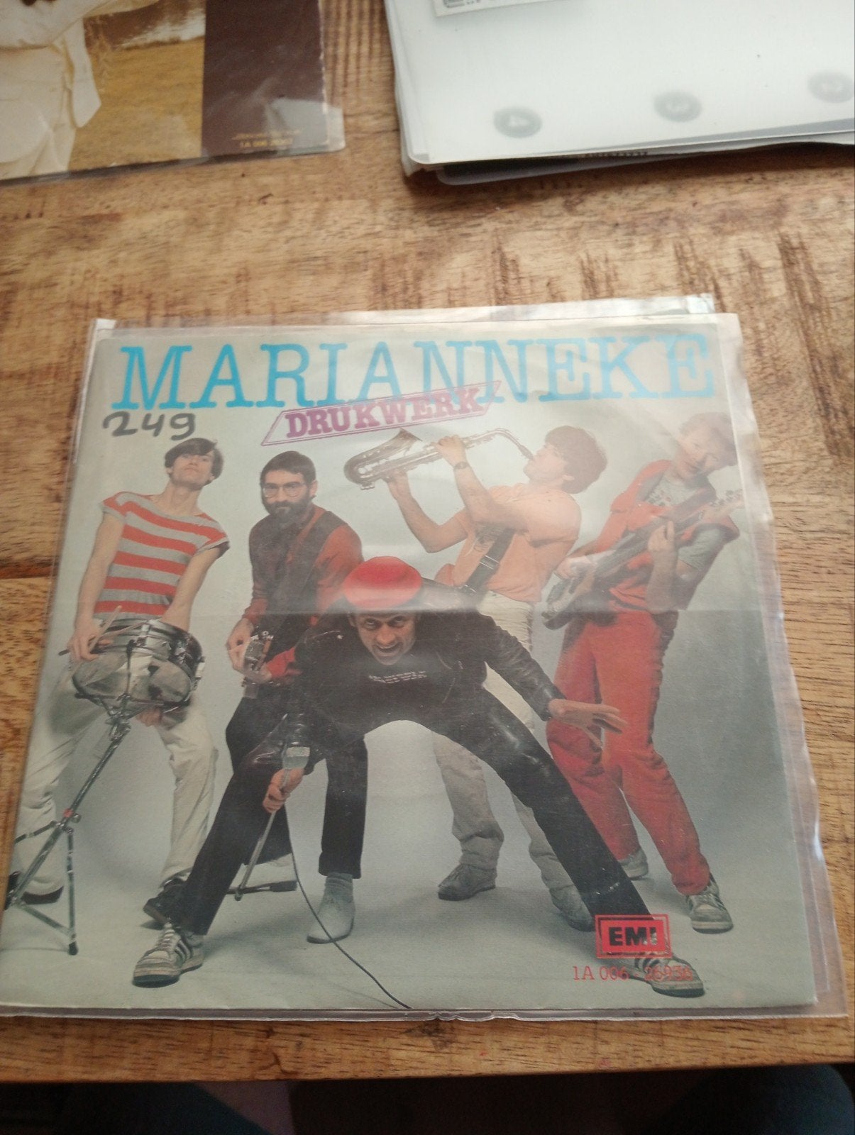 Drukwerk - marianneke, Ophalen of Verzenden, Zo goed als nieuw, Overige formaten, Levenslied of Smartlap