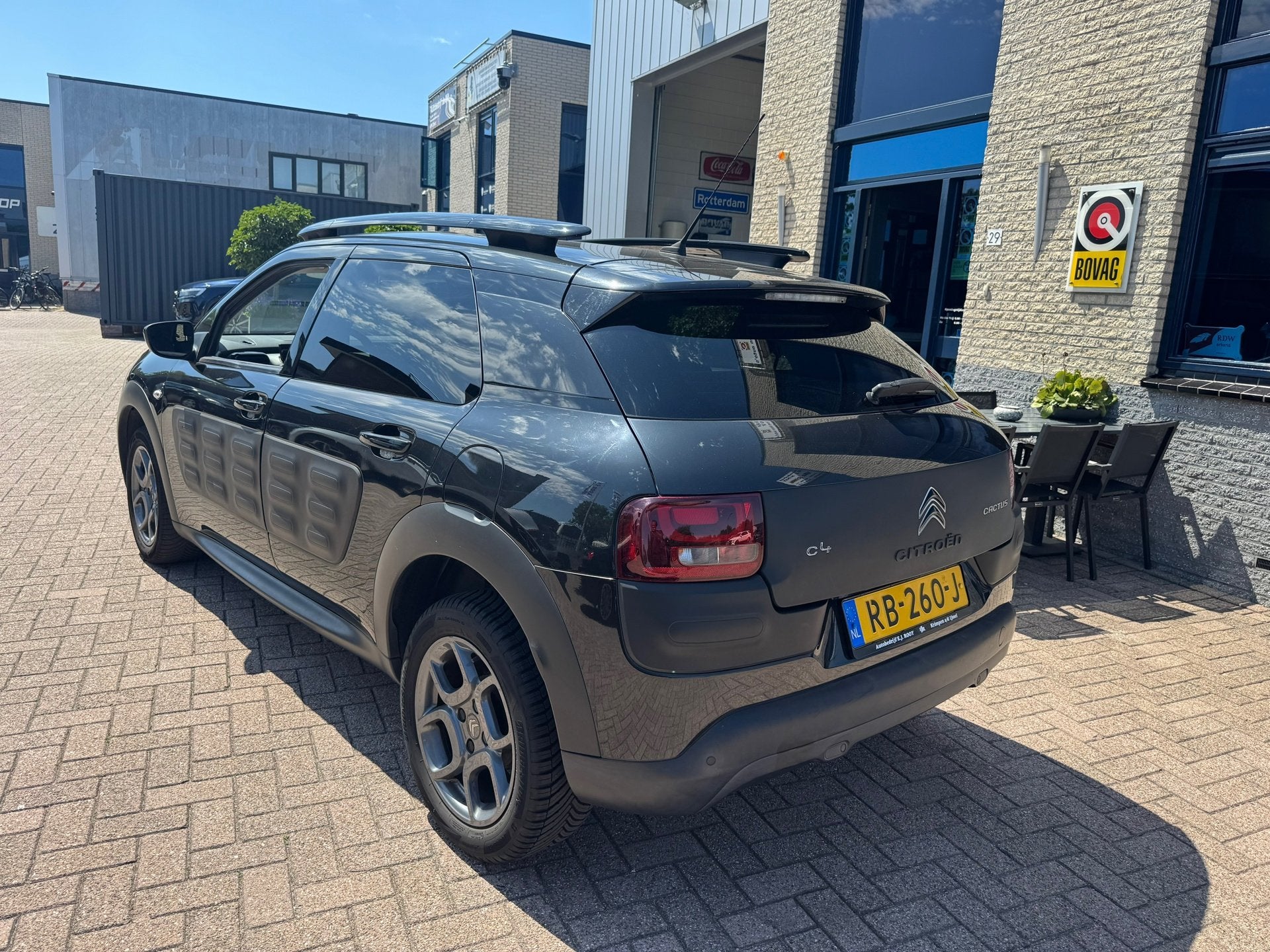 Citroen C4 Cactus 1.2 PureTech Shine- automaat, 82 pk, Origineel Nederlands, 3 cilinders, C4 Cactus