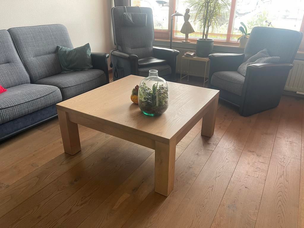 Massief houten salontafel met lade, Ophalen, 50 tot 100 cm, 50 tot 100 cm, Zo goed als nieuw
