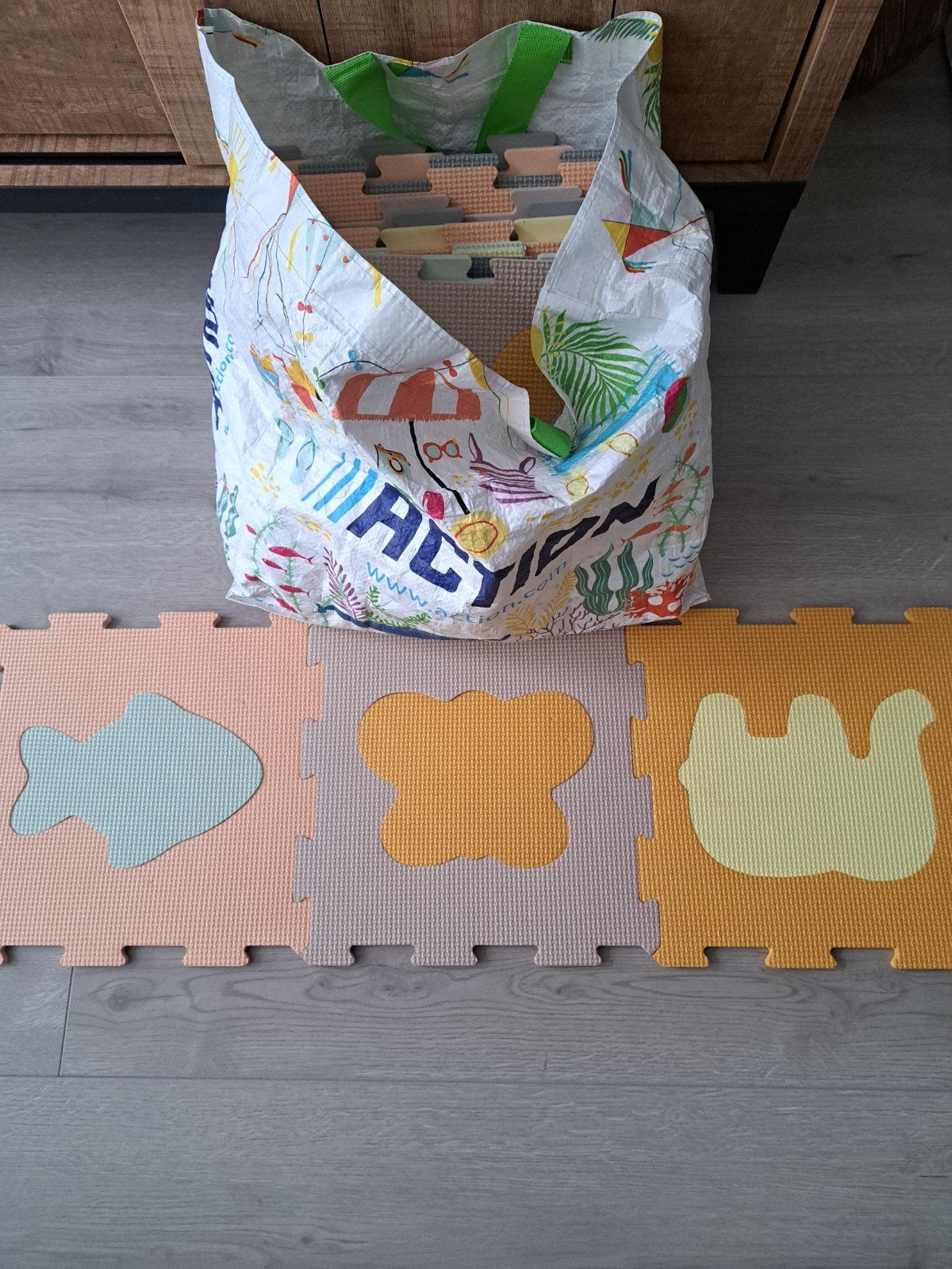 Dieren platen voor op de grond, Ophalen, Zo goed als nieuw