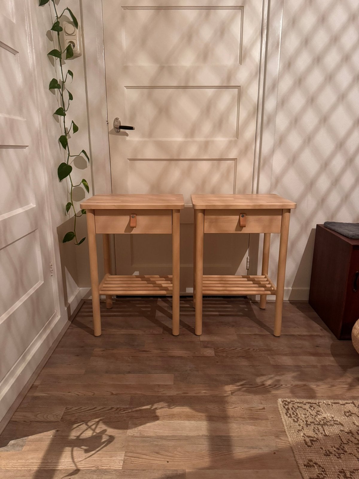 2x IKEA BJÖRKSNAS - Nachtkastje, berken, 48x38cm, Huis en Inrichting, Tafels | Sidetables, Ophalen, 50 tot 100 cm, Rond, 25 tot 50 cm