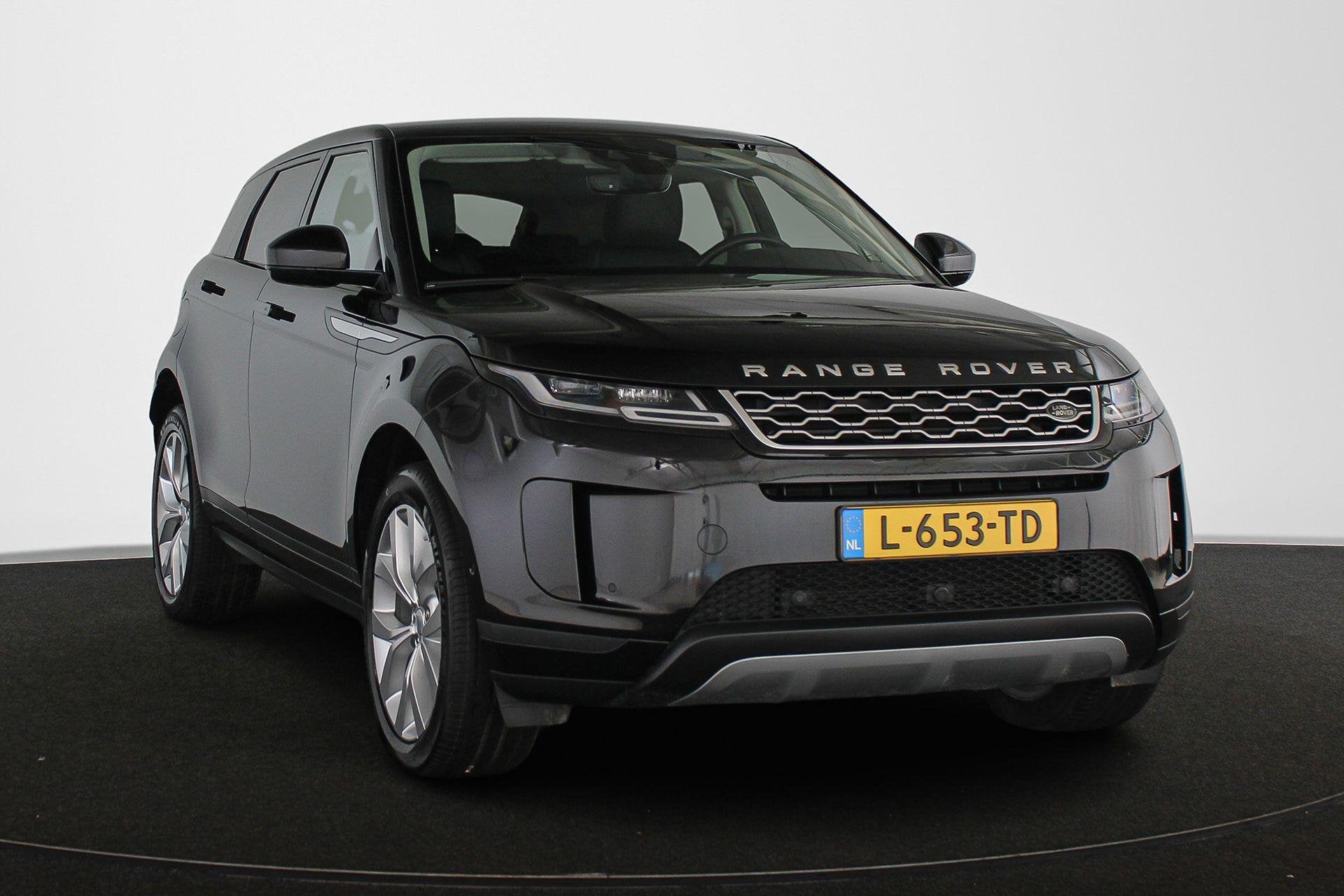 Land Rover Range Rover Evoque 1.5 P300e AWD SE Leder Memory, Automaat, 309 pk, 15 kWh, Zwart