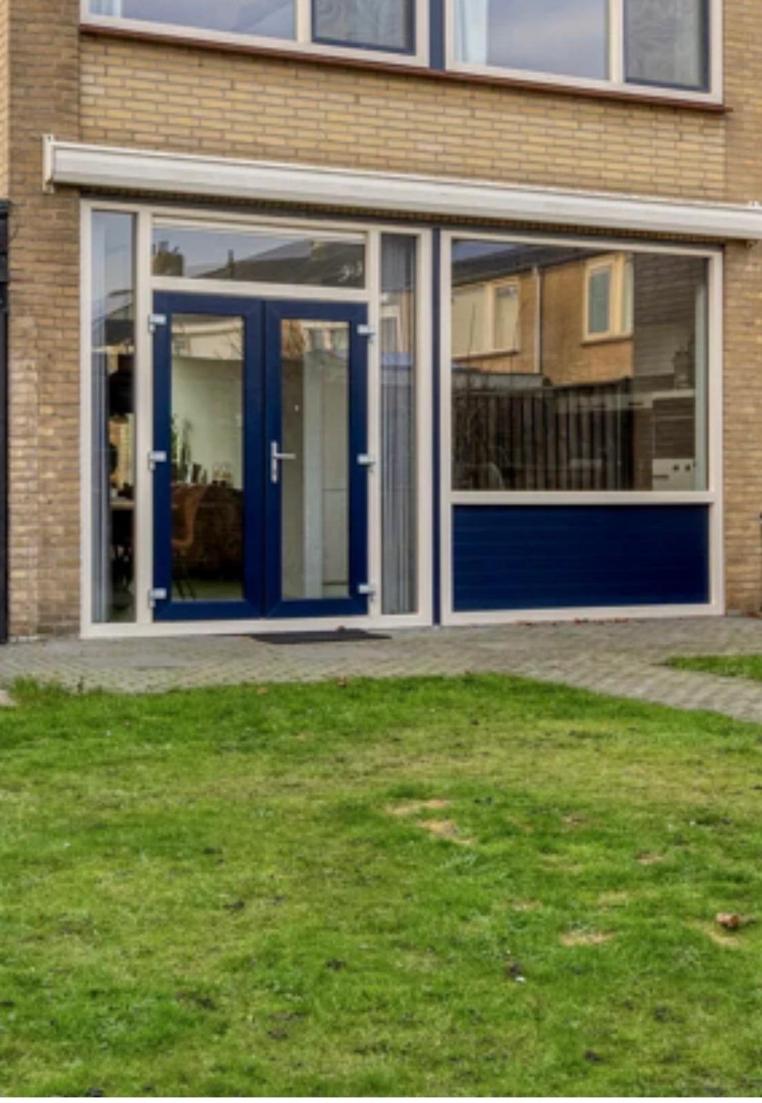 Achterpui met dubbele deuren en groot raam - Beschikbaar sep, Ophalen, Gebruikt, 120 cm of meer, 215 cm of meer